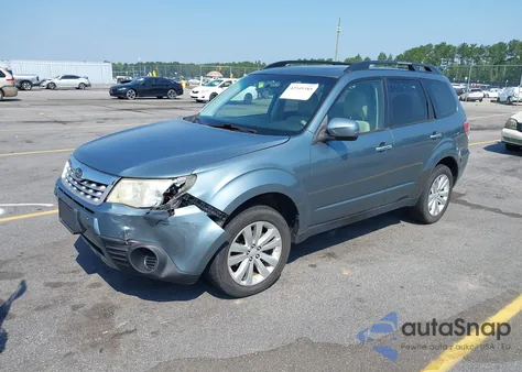 2013 Subaru Forester 2.5X Premium z USA, uszkodzony, nr VIN JF2SHADCXDG423937